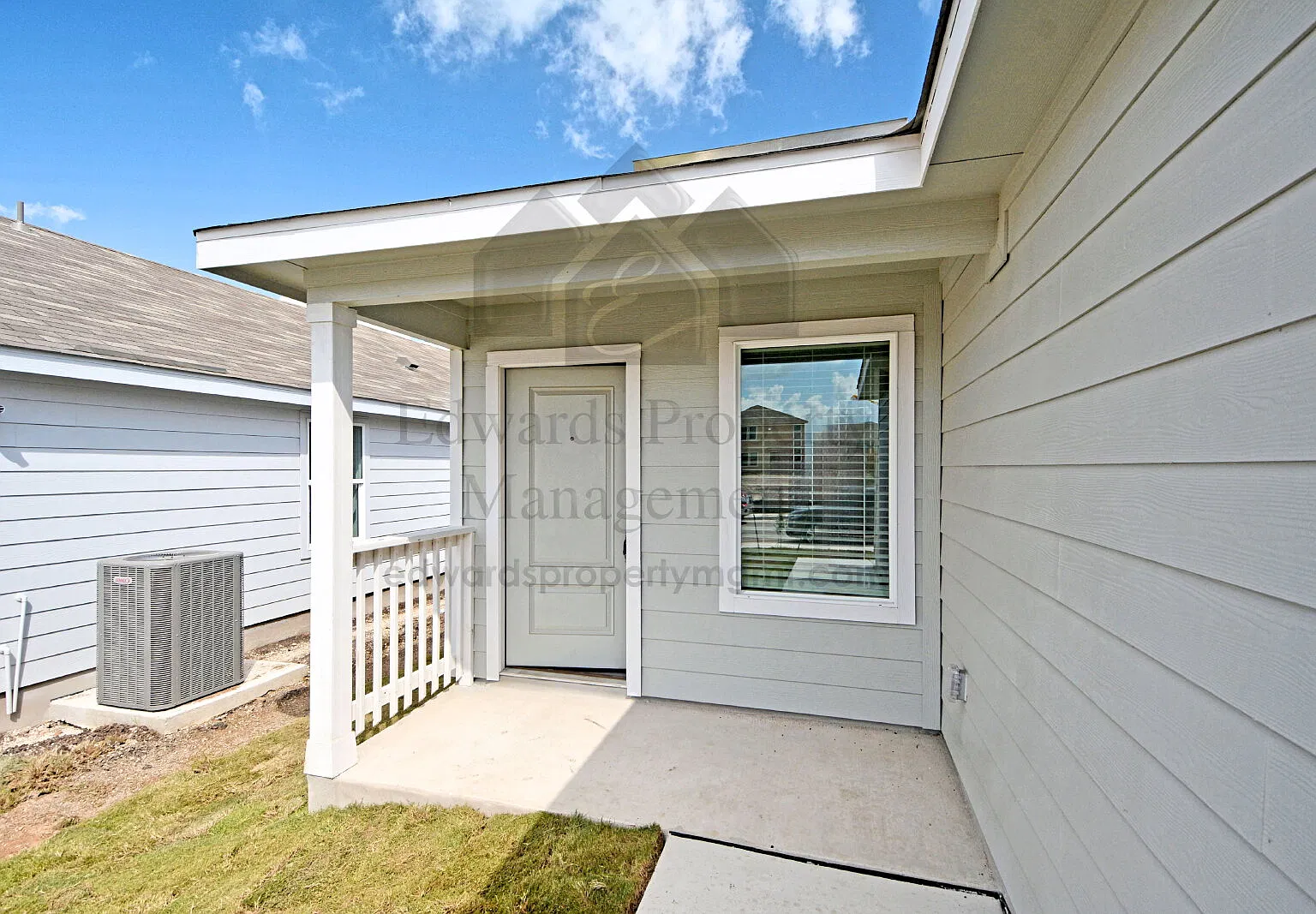 3 bed, 2.0 bath, 1266 sqft, $1,495 — Photo 3