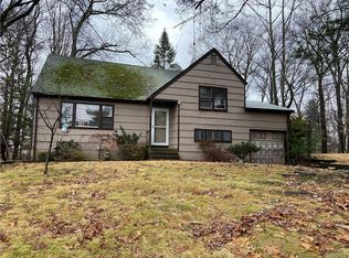 20 Pinto Rd, Pearl River, NY 10965