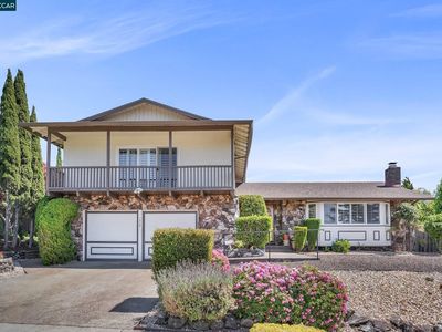 7934 Phaeton Dr, Oakland, CA, 94605
