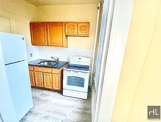5th image of 1814 Nostrand Ave #F