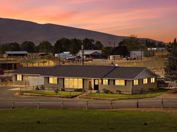 7773 N Wenas Rd, Selah, WA 98942