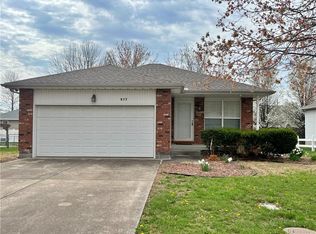517 Kennedy St, Frontenac, KS 66763