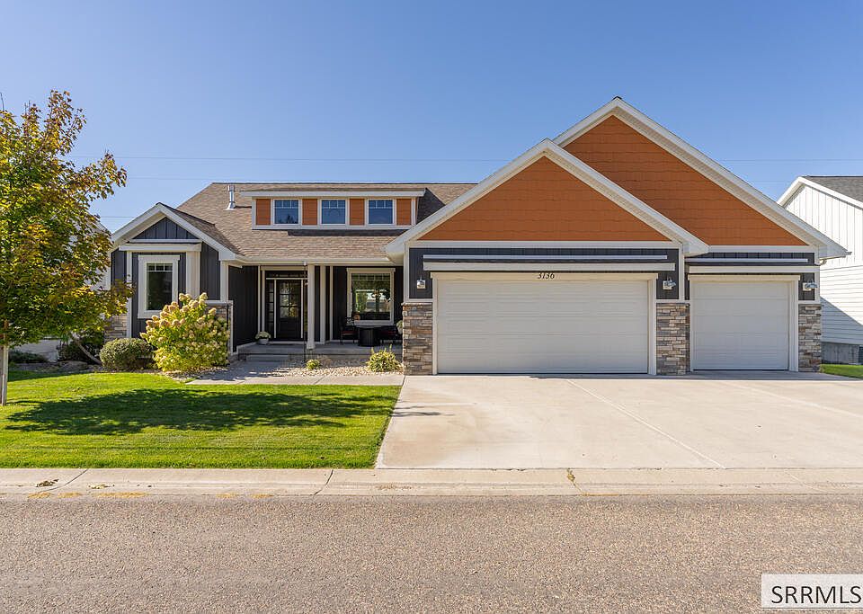 1st image of 3136 S Chartwell Gdn