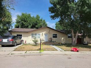 102 W Laramie St, Gillette, WY 82716