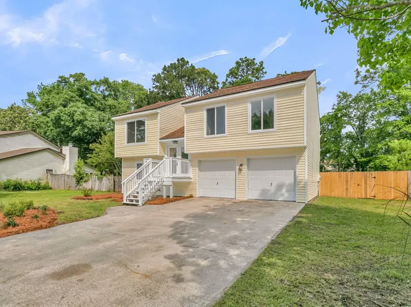 104 Foxfire Ct, Summerville, SC 29486