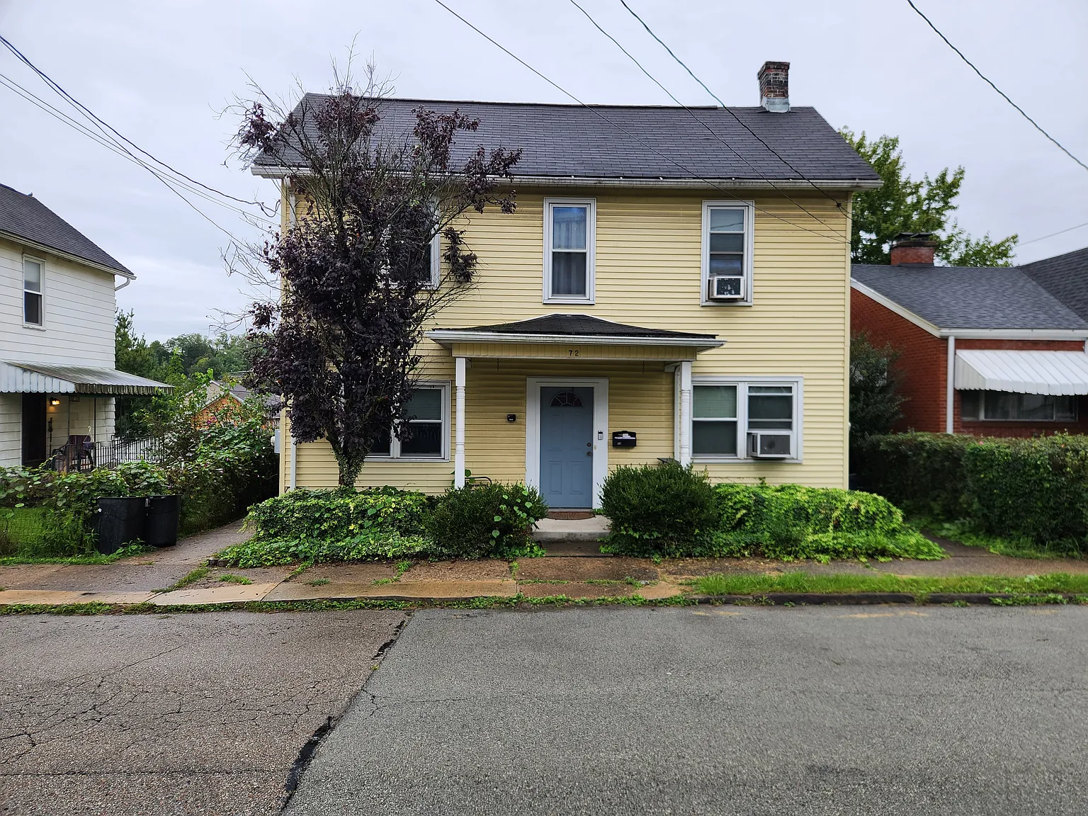 3 bed, 800 sqft, $1,100 — Photo 1
