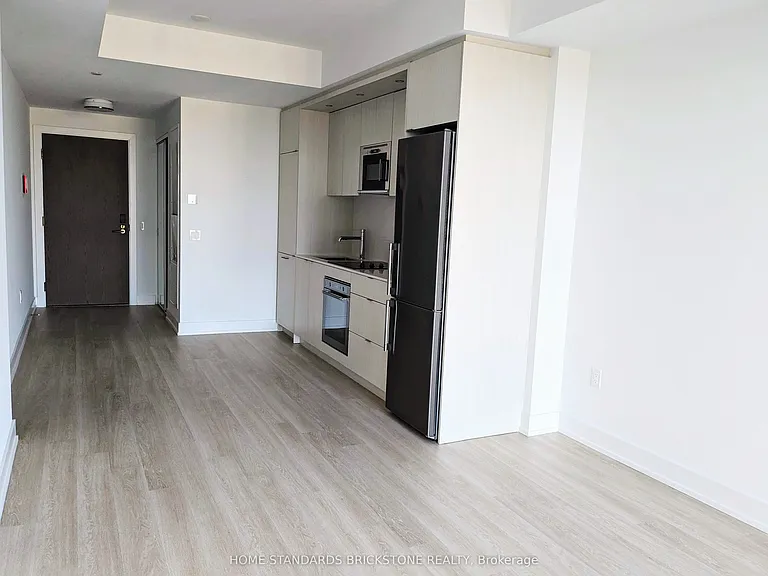 20 Inn On The Park Dr #1839 — Photo 4