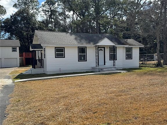 4th image of 1625 Myers Rd