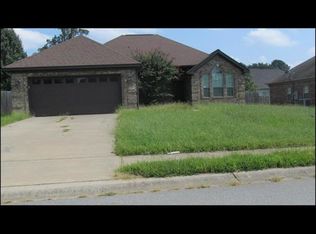 2305 Richland Park Dr, Bryant, AR 72022