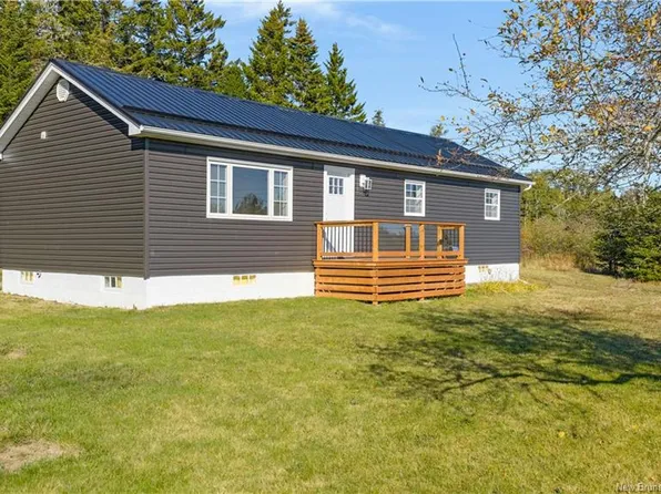 338 Route 176, Pennfield, NB E5H 2L6