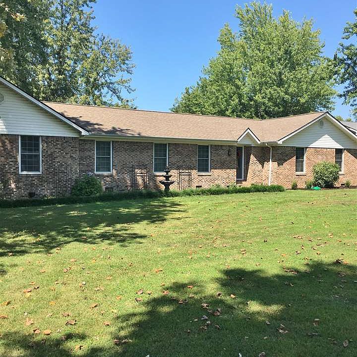 1st image of 165 Rebecca Ln