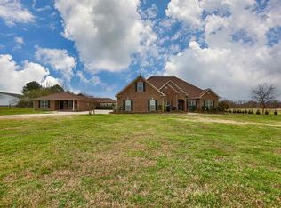 190 Border Line Rd, Hazel Green, AL 35750