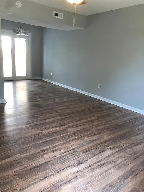 2 bed, 825 sqft, $1,500 — Photo 3