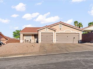 104 Iridescent St, Henderson, NV 89012