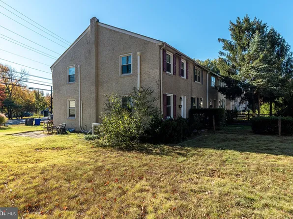 108 Sunrise Dr, Pottstown, PA 19464