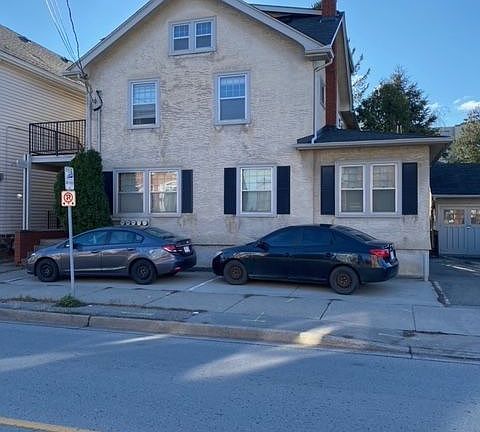 4th image of 185 James St