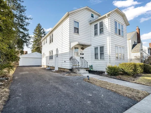 304 E Edwards St, Endicott, NY 13760