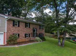 7600 Fall Wind Ct, Powell, TN 37849