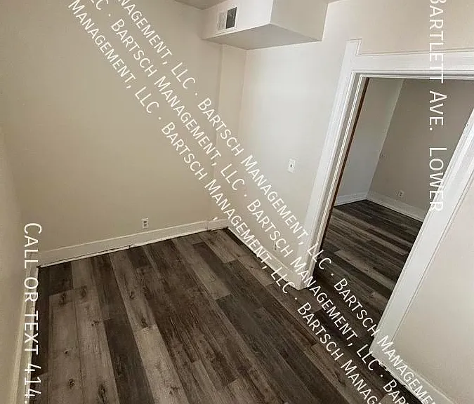 2434 N Bartlett Ave — Photo 15