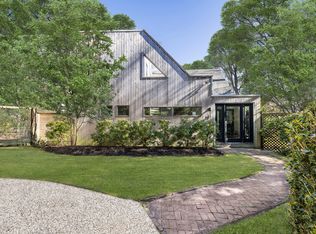 33 Robins Way, East Hampton, NY 11937