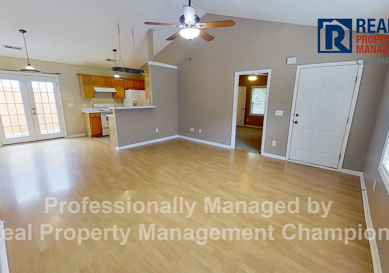 Patio home in Great Wilmington Location — Photo 2