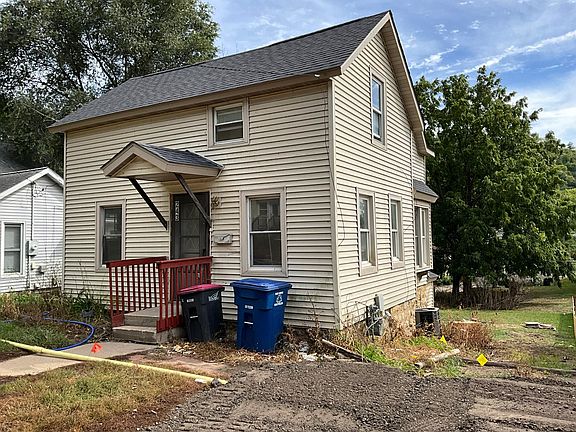 2nd image of 243 E 4th St