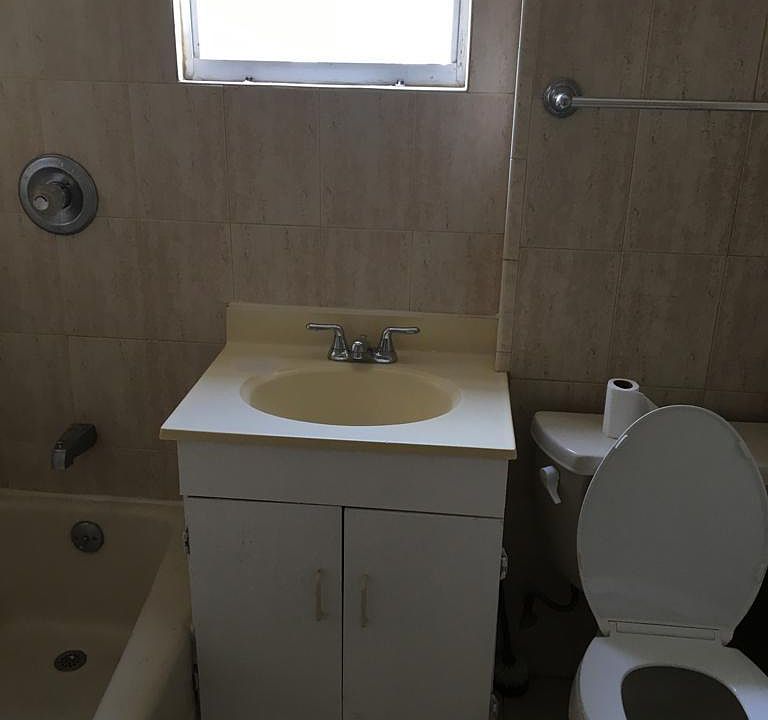 2nd image of 1018 Logan Ave #1