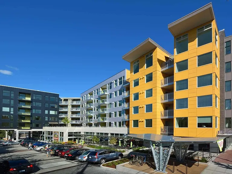 Angeline Apartments — Photo 25
