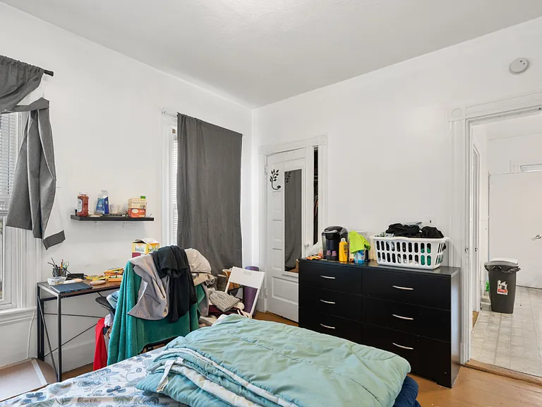78 Hillside St #3F — Photo 8