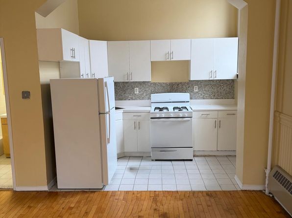 162 McLean Ave APT 3D