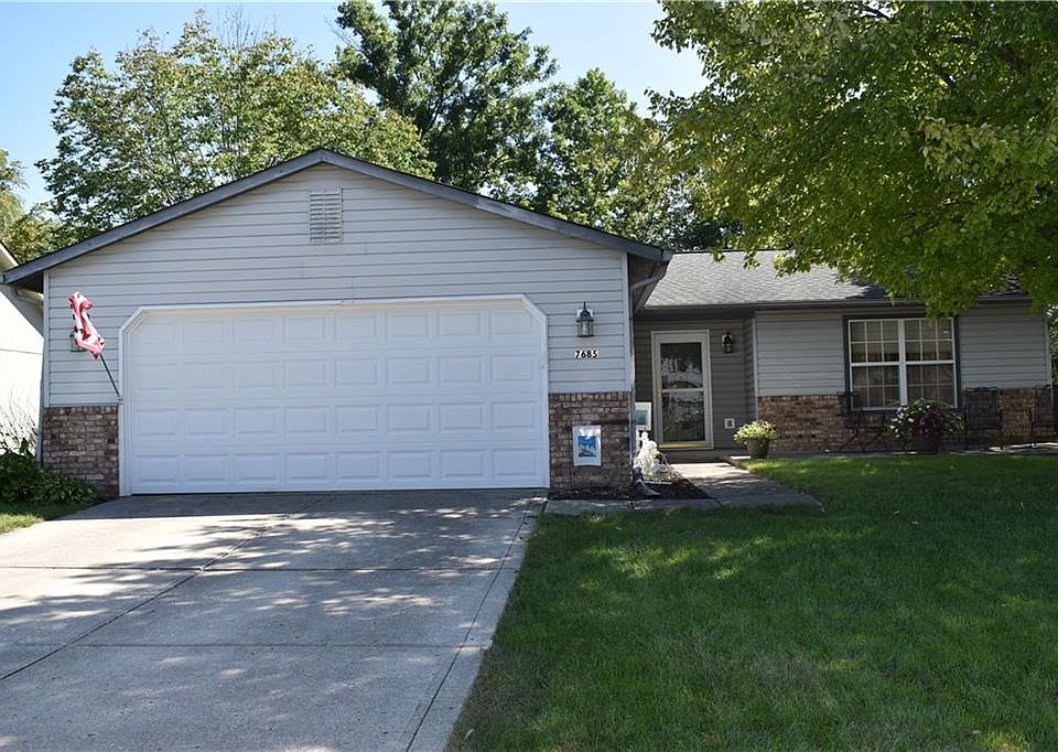 1st image of 7685 Baywood Dr