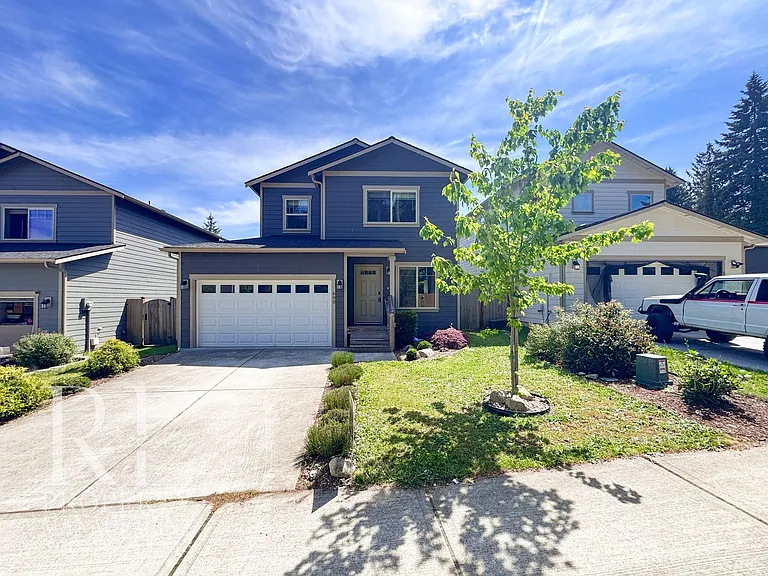 690 SE Olga Cir — Photo 23