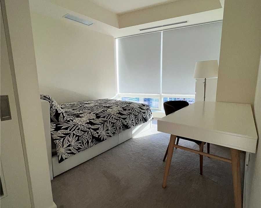 1st image of 180 University Ave #4102