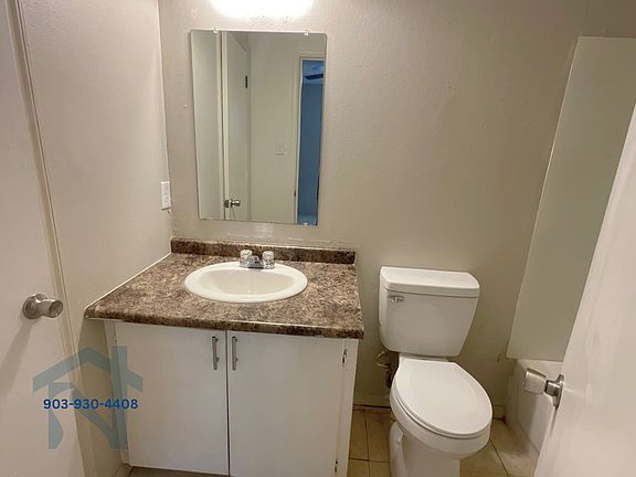 5th image of 1004 2nd St #6