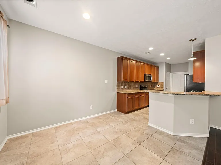 3 Whitekirk Pl — Photo 8