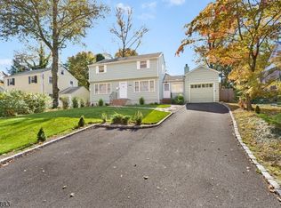 18 Glenwild Rd, Madison, NJ 07940