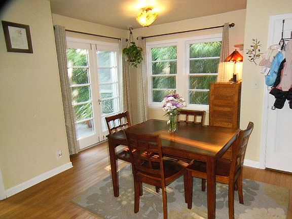 5th image of 885 Thompson Ave NE