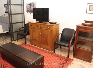 445 Ontario St #1A, Toronto, ON M5A2V9