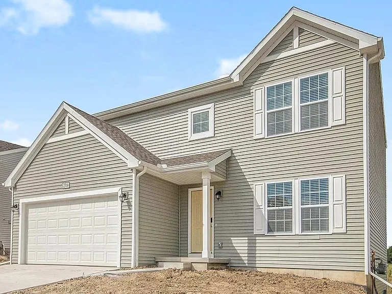 2315 Sagebrush St — Photo 1