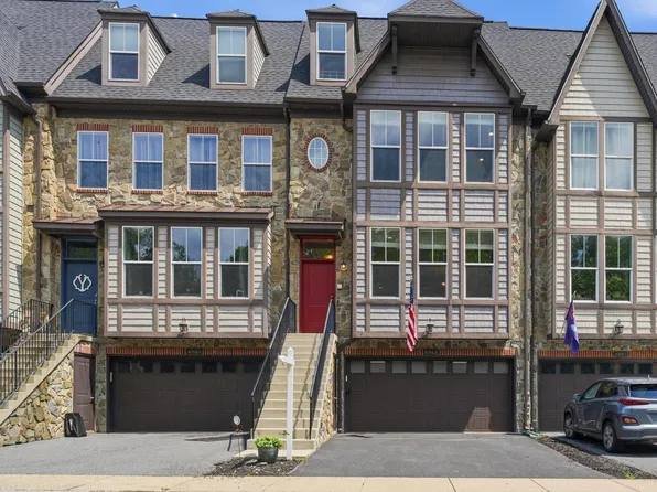 6963 Country Club Ter, New Market, MD 21774