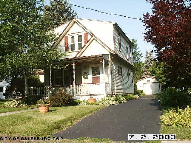 1st image of 1178 N Cherry St