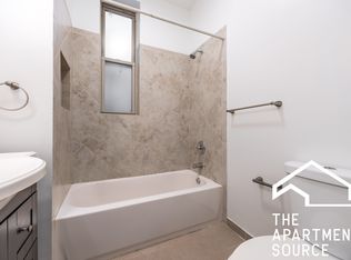 1713 N Kedzie Ave APT 2, Chicago, IL 60647