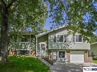 6412 S 137th St, Omaha, NE 68137