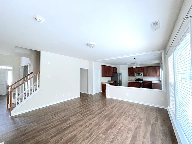 422 Selwood Pl — Photo 12