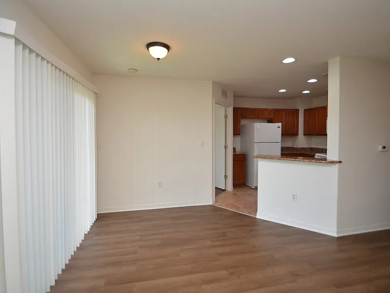 4600 E Moody Blvd #4H — Photo 5