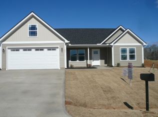 651 Battleground Rd, Chesnee, SC 29323