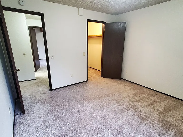 5325 Ravenna Pl NE — Photo 8