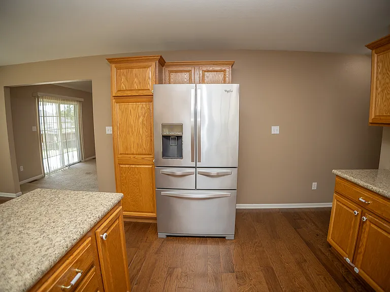 3725 Oxford Rd — Photo 13