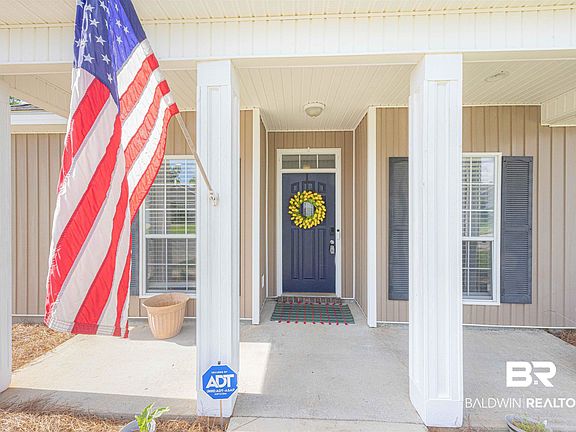 4th image of 16409 Trace Dr