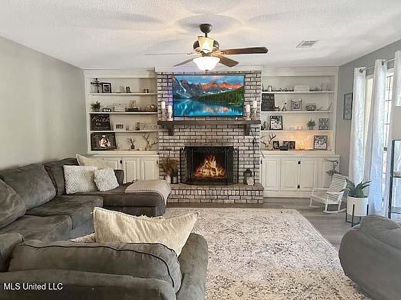 3rd image of 25 David Johnson Rd